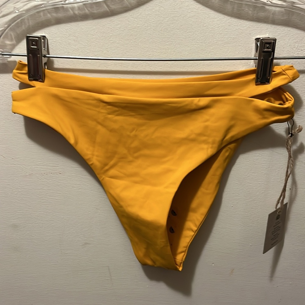 NWT Toast Swim Signature Cut Out‎ Bottom - Picture 6 of 7